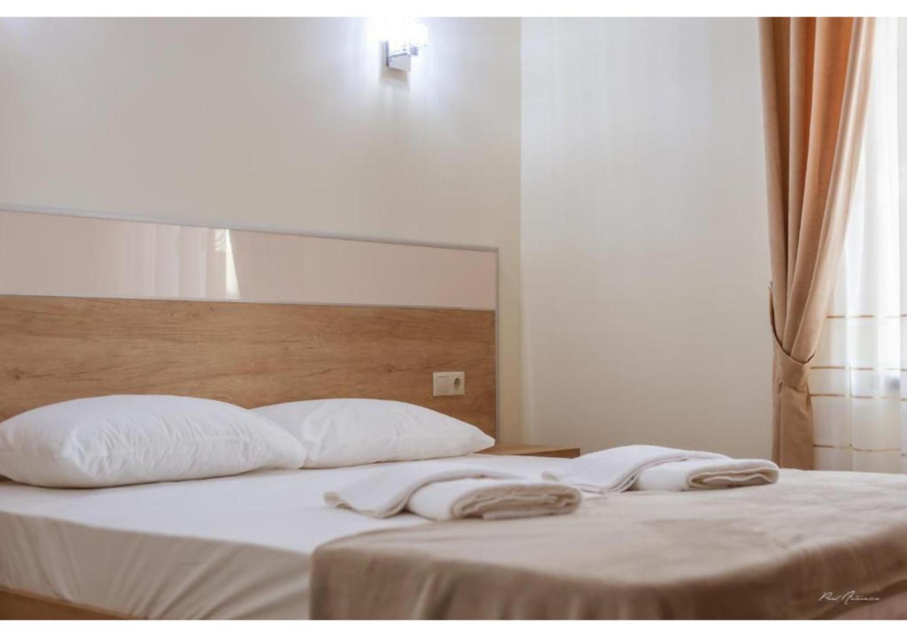Luxury Apartment بيتستِ المظهر الخارجي الصورة