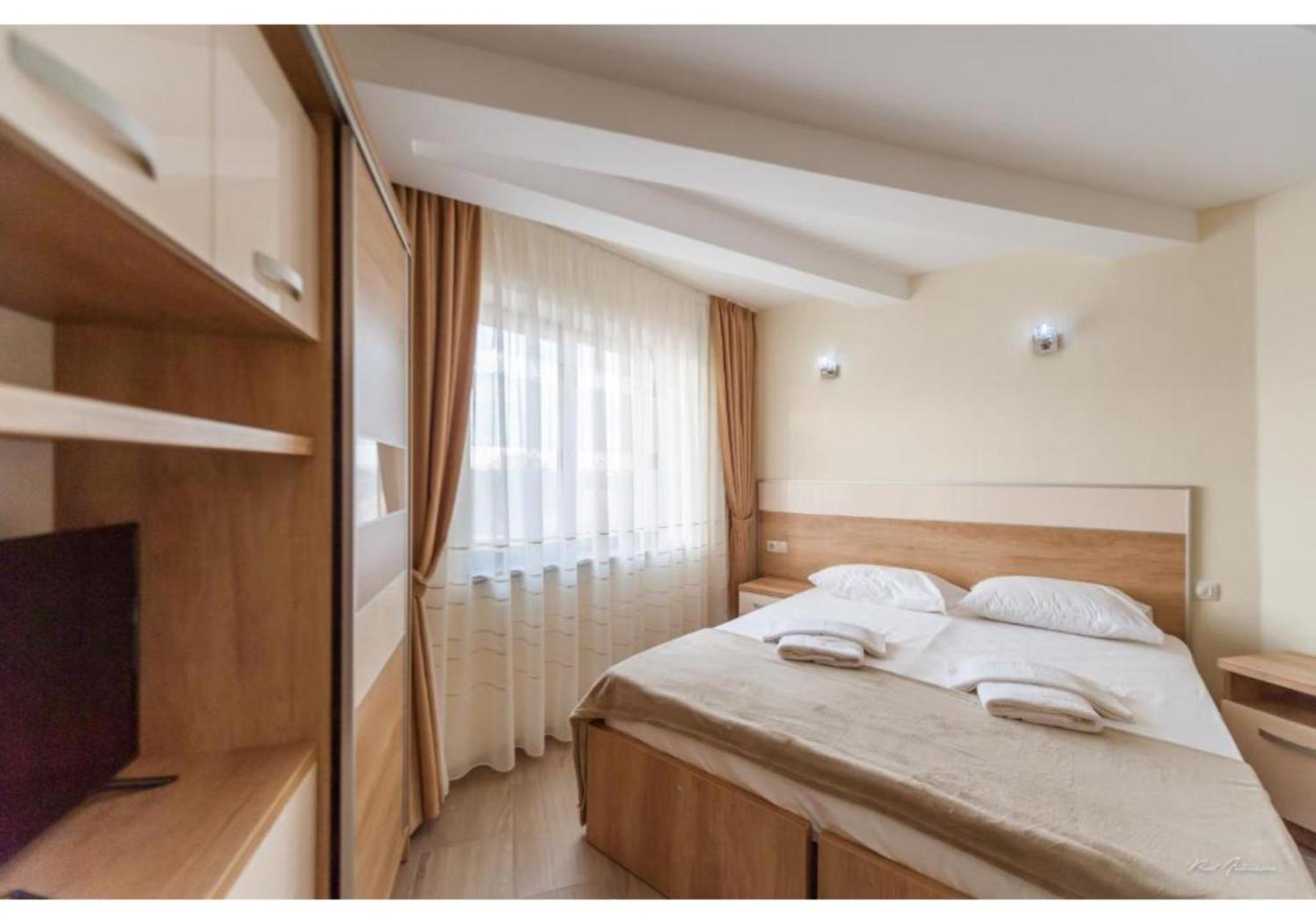 Luxury Apartment بيتستِ المظهر الخارجي الصورة