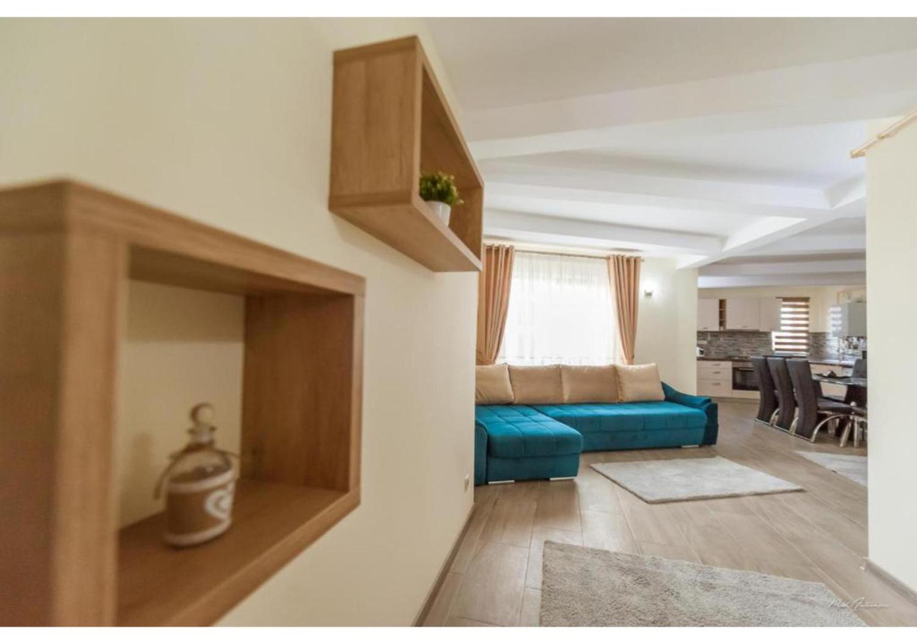 Luxury Apartment بيتستِ المظهر الخارجي الصورة