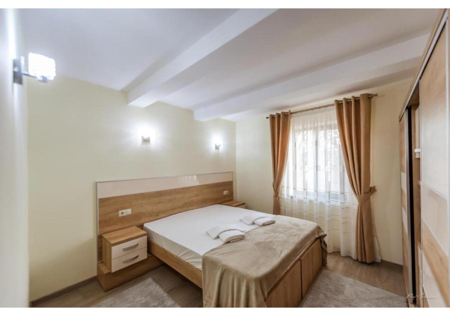 Luxury Apartment بيتستِ المظهر الخارجي الصورة