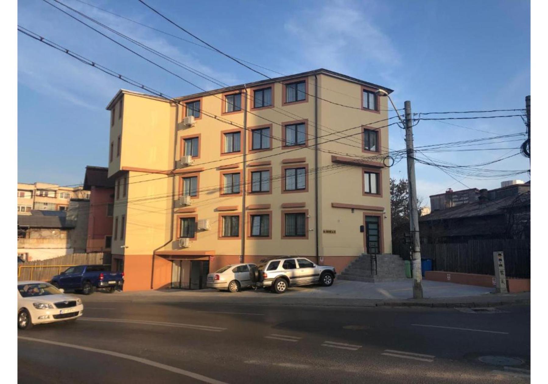 Luxury Apartment بيتستِ المظهر الخارجي الصورة
